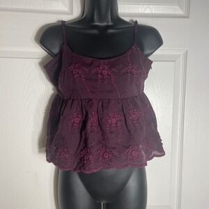 AND NOW THIS Top Women Small Burgundy Embroidered Floral Cropped Peplum Cami
